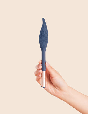 Deia The Feather Vibrating Tickler Blue Vibrators - Cute & Discreet Buy in Singapore LoveisLove U4Ria